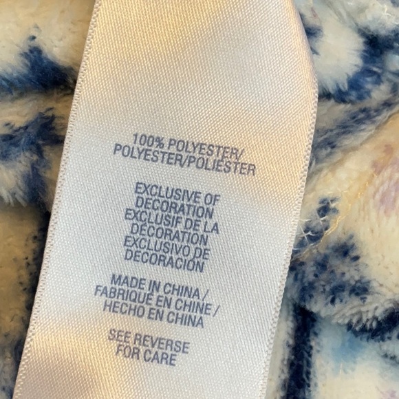 Nautica Fleece Hoodie in Size  Small. - Picture 4 of 4